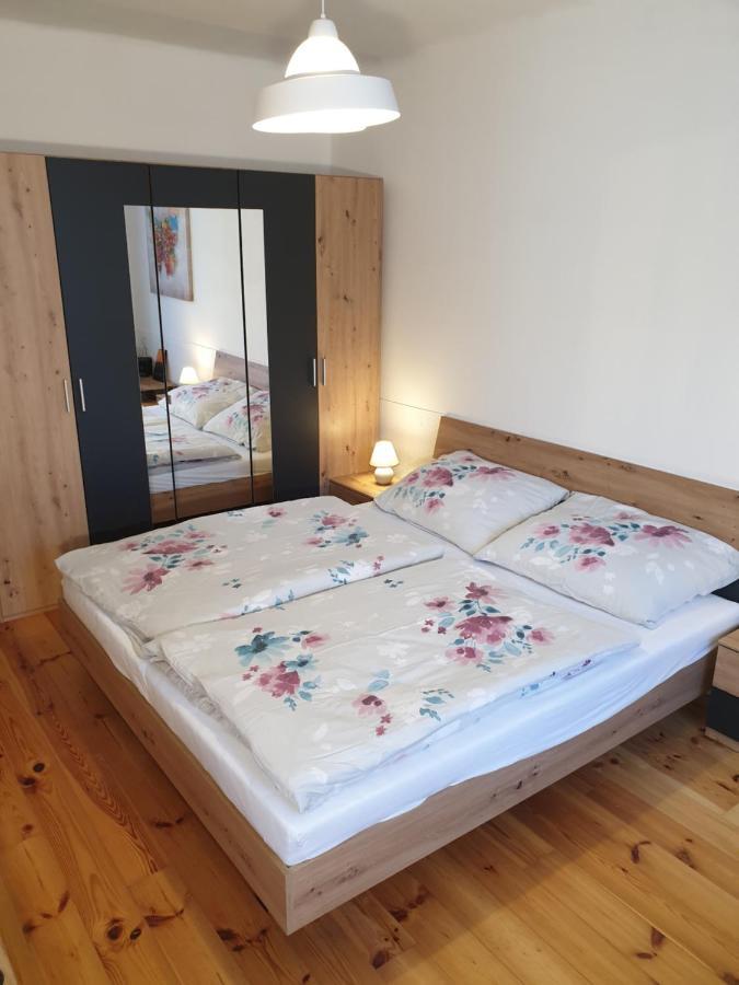 Apartman Central, Self Check In 24 H, Free Parking Banska Bystrica Exterior photo