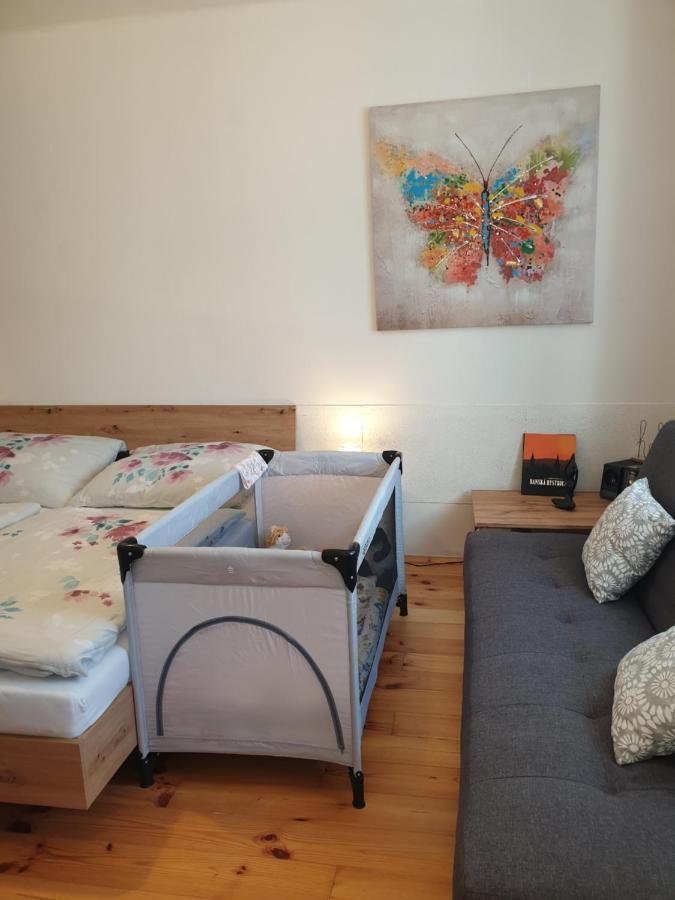 Apartman Central, Self Check In 24 H, Free Parking Banska Bystrica Exterior photo